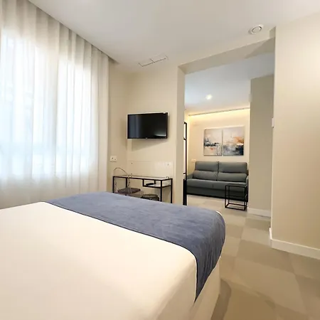Dostorres Konukevi Sevilla
